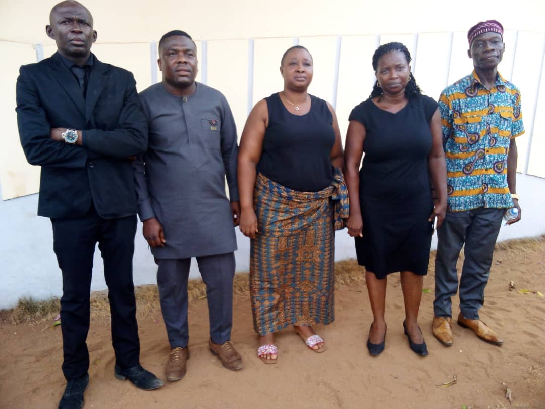 Togo-Le parti Santé du peuple au chevet de la famille du jeune Imad assassiné sur la plage d’Agbavi