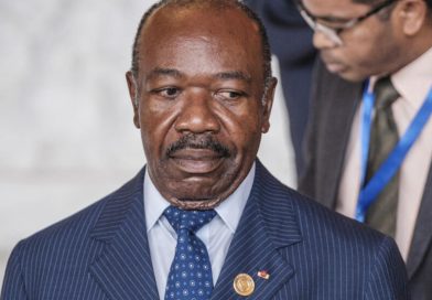 Ali Bongo contre son propre camp