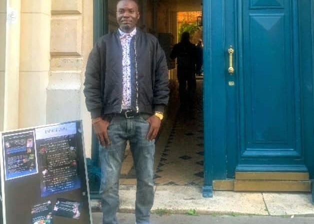 L’artiste togolais Kokou EKOUAGOU à Paris pour une exposition