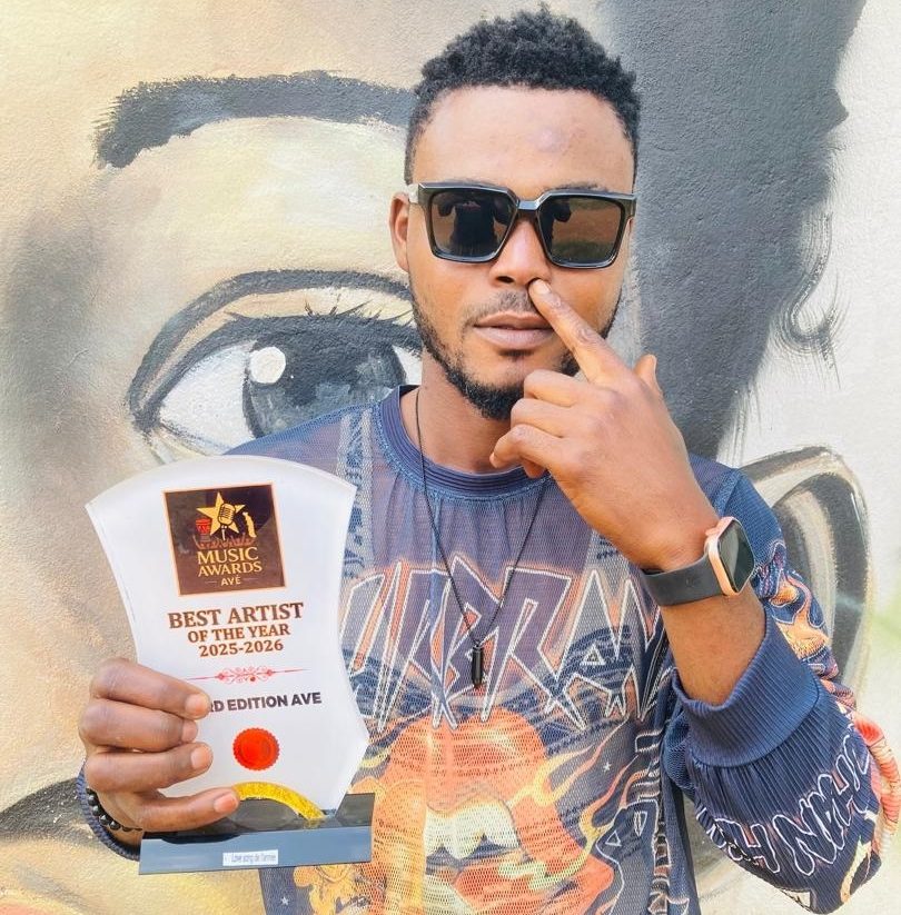 Musique : un nouveau trophée pour le jeune artiste Lil Dem Chou