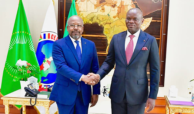 Gabon : Bilie-By-Nze, l’inlassable critique d’Oligui Nguema