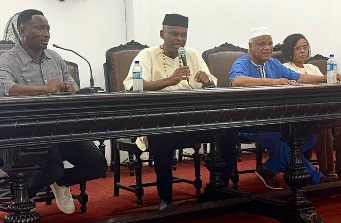 Robert Dussey porte la voix du panafricanisme à Rio