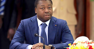 5è République, même pouvoir