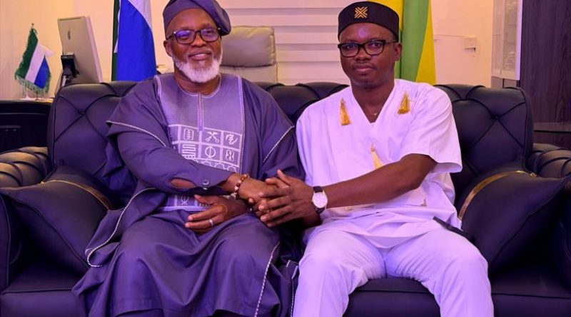 Diplomatie : l’Amb. Johaness MAKOUVIA a reçu le Haut-Commissaire de la Sierra Leone pour une séance stratégique à Lomé