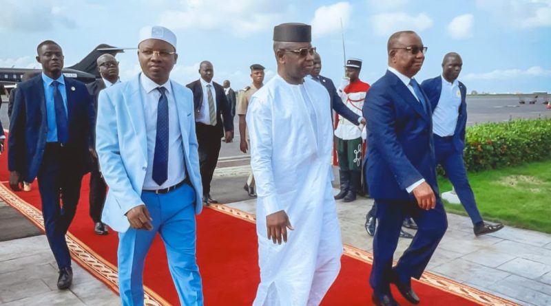 Diplomatie : l’Amb. Johaness MAKOUVIA orchestre l’accueil de Son Excellence le Dr Julius Maada Bio à Lomé