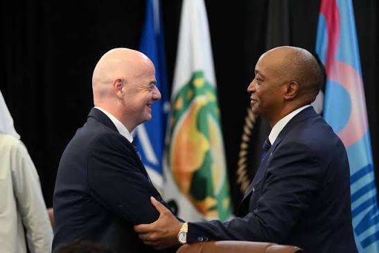 FIFA-CAF : Tata Adaglo Avlessi réclame le départ d’Infantino et de Motsepe, un appel qui risque de rester sans effet